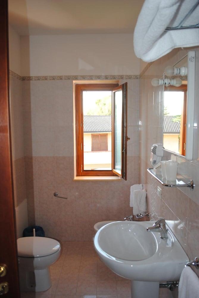Larus Hotel Санджинето Экстерьер фото