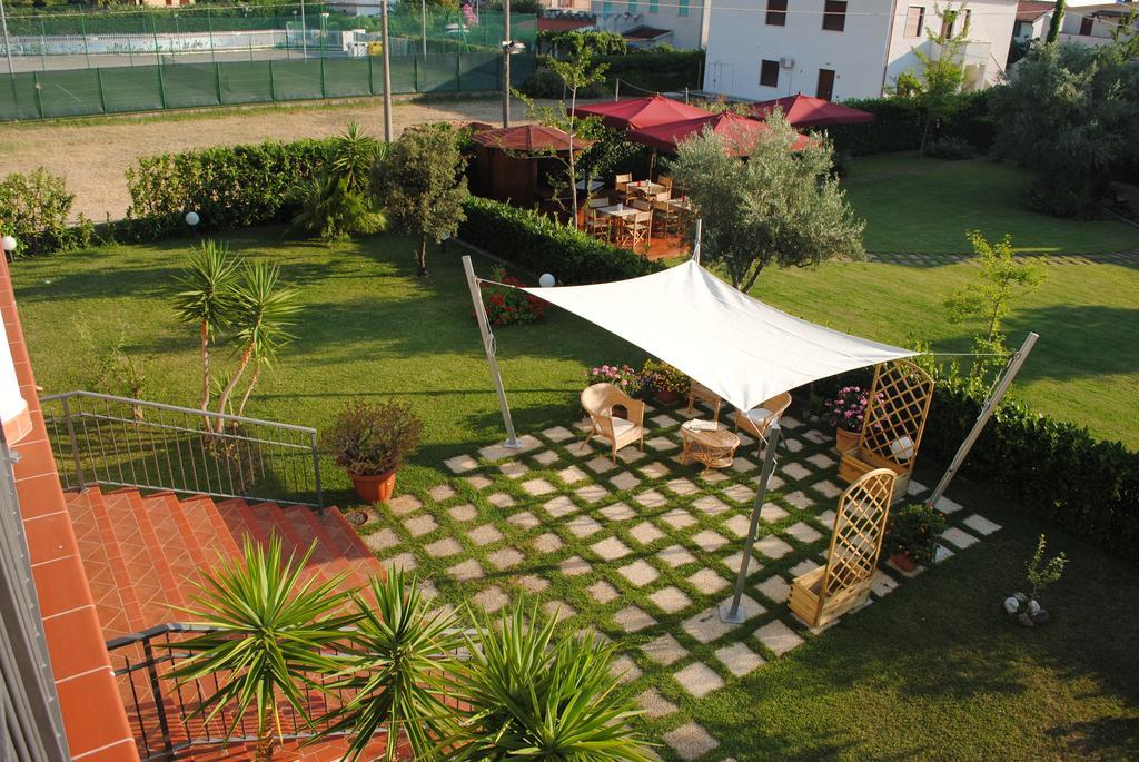 Larus Hotel Санджинето Экстерьер фото