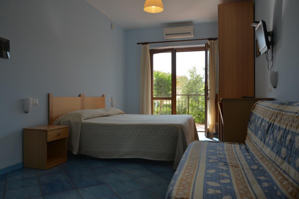 Larus Hotel Санджинето Экстерьер фото