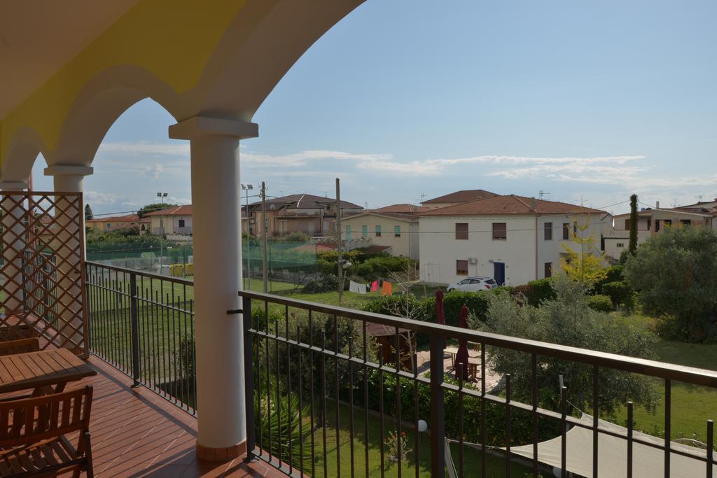 Larus Hotel Санджинето Экстерьер фото