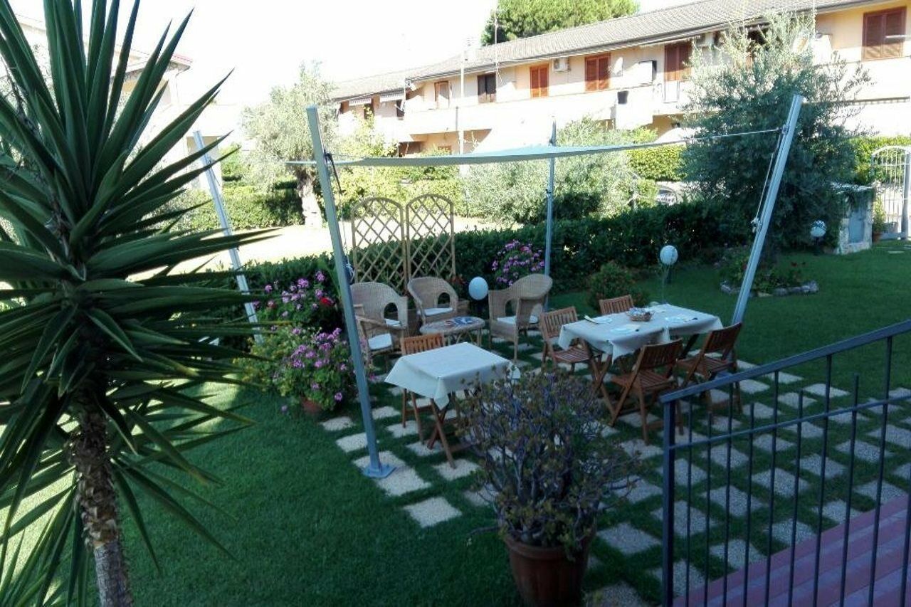 Larus Hotel Санджинето Экстерьер фото