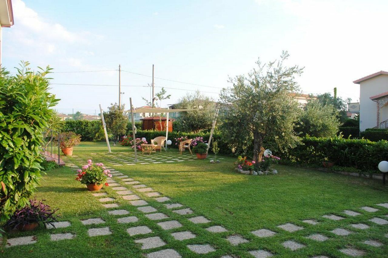 Larus Hotel Санджинето Экстерьер фото